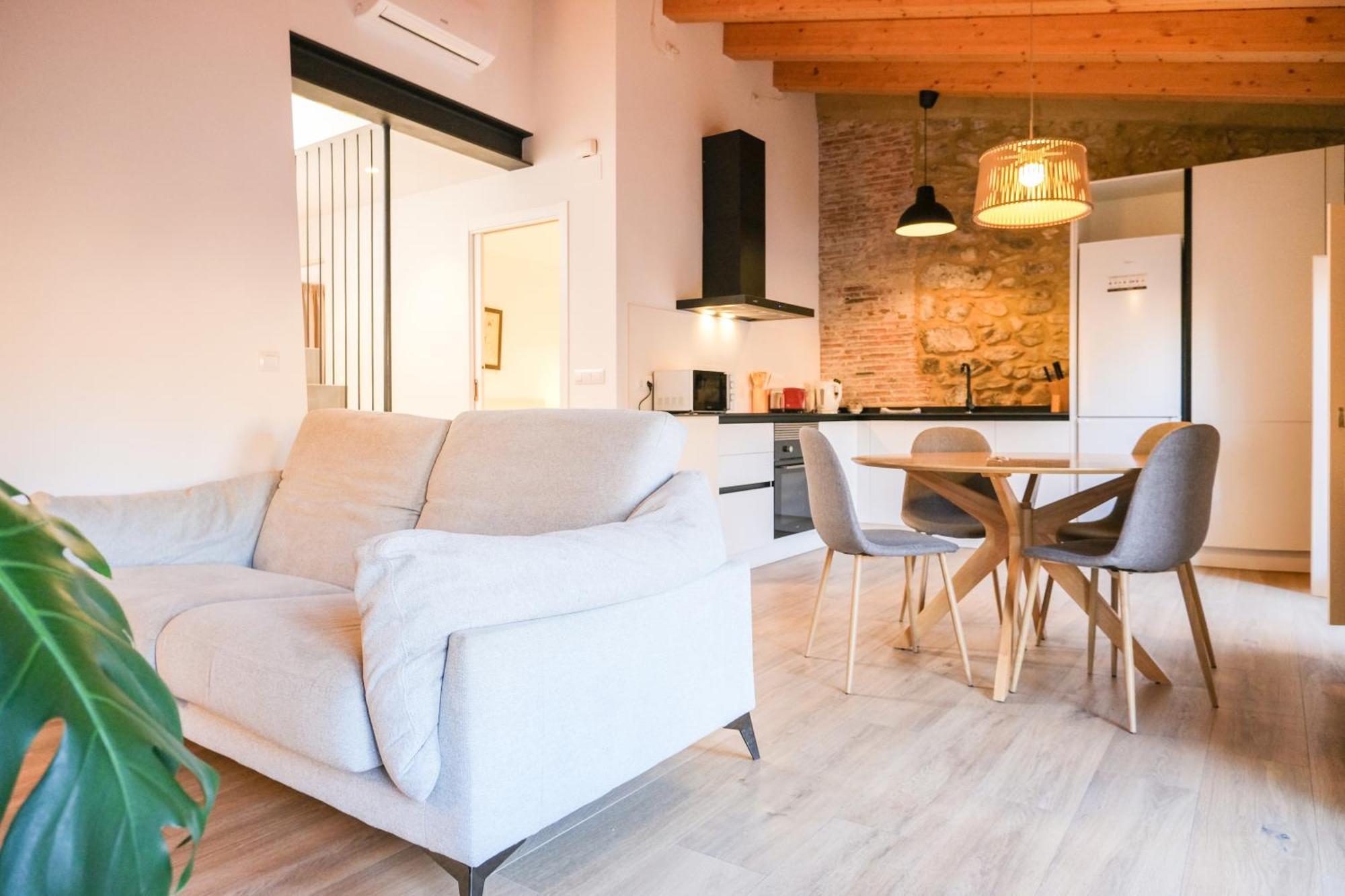 Ganganell Atic Apartamento Con Terraza En Besalu Exterior photo